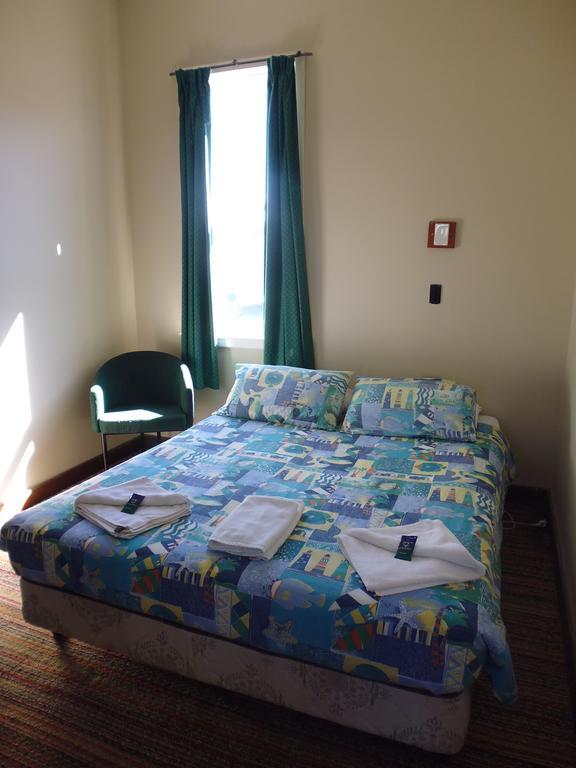 Hostel Happy Backpacker Penguin Exterior foto